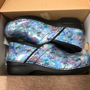 Pro XP Swirl Patent Blue